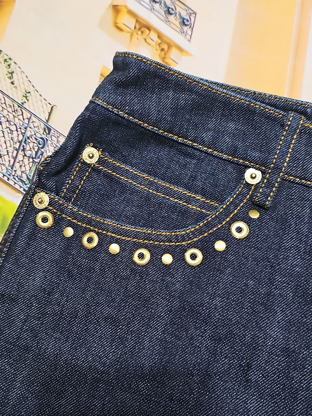 St. John Sport Denim Shorts Size 10‎ - Picture 2 of 5